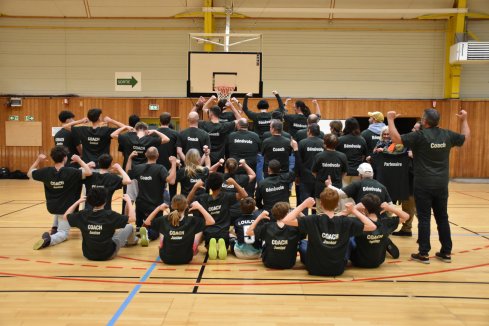 L'ASPTT basket bichonne ses bénévoles.